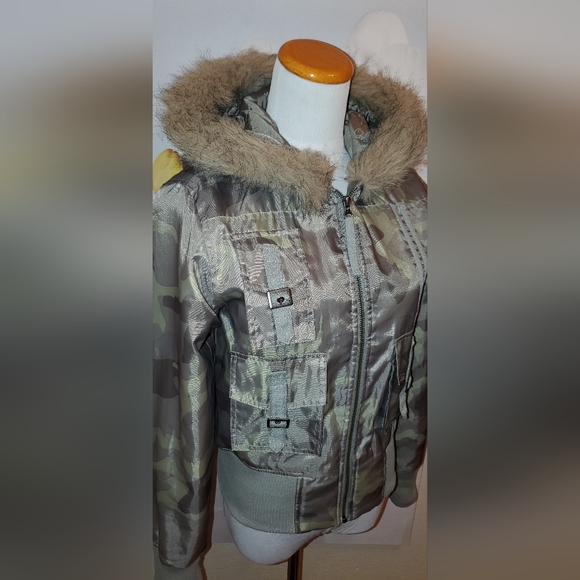 Camouflage Jacket - Picture 2 of 11